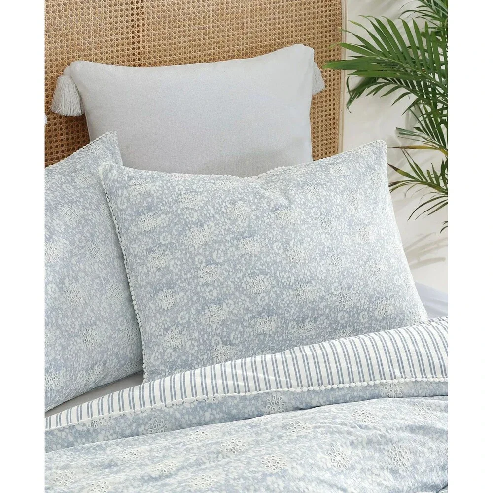 Peri Home Ikat Eyelet 3-Piece King Duvet Cover Set Bedding